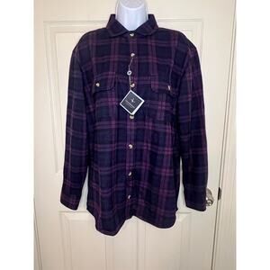 Tailor Byrd "The Sweatshirt" size Medium in color "Berry" Purple Plaid Skater